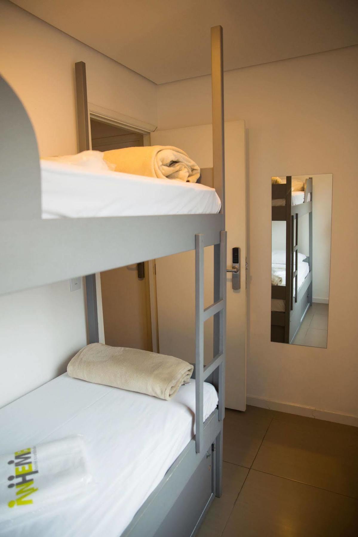 Hostal Anhembi